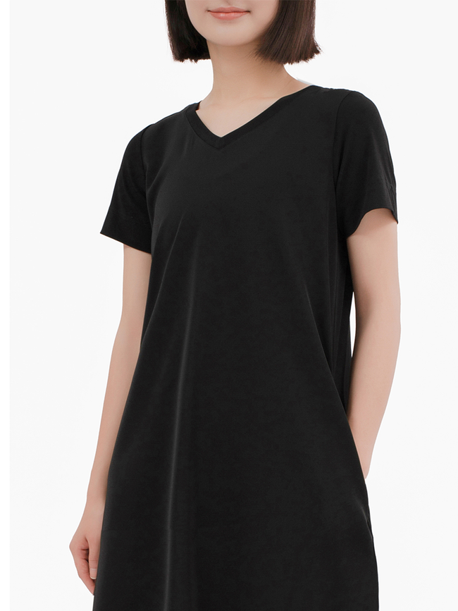 SHORT SWING V-NECK DRESS